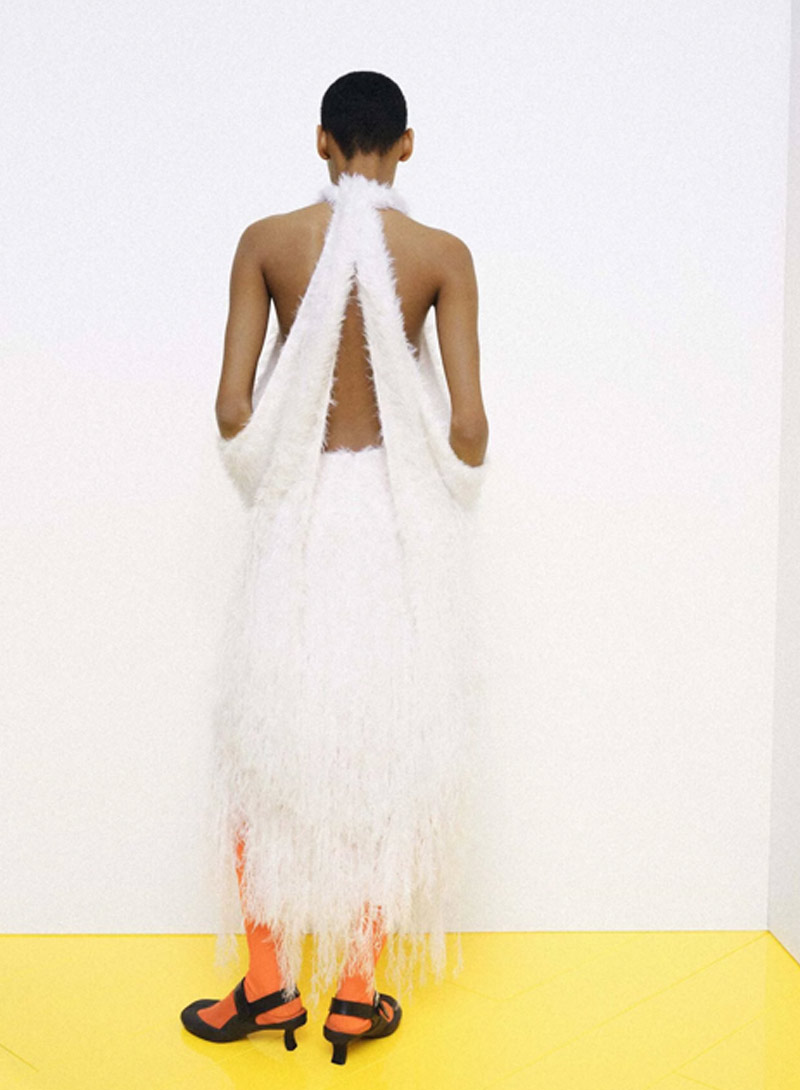 Loewe 2026秋冬秀6點解析：aespa Giselle現身、3D列印洋裝外媒盛讚