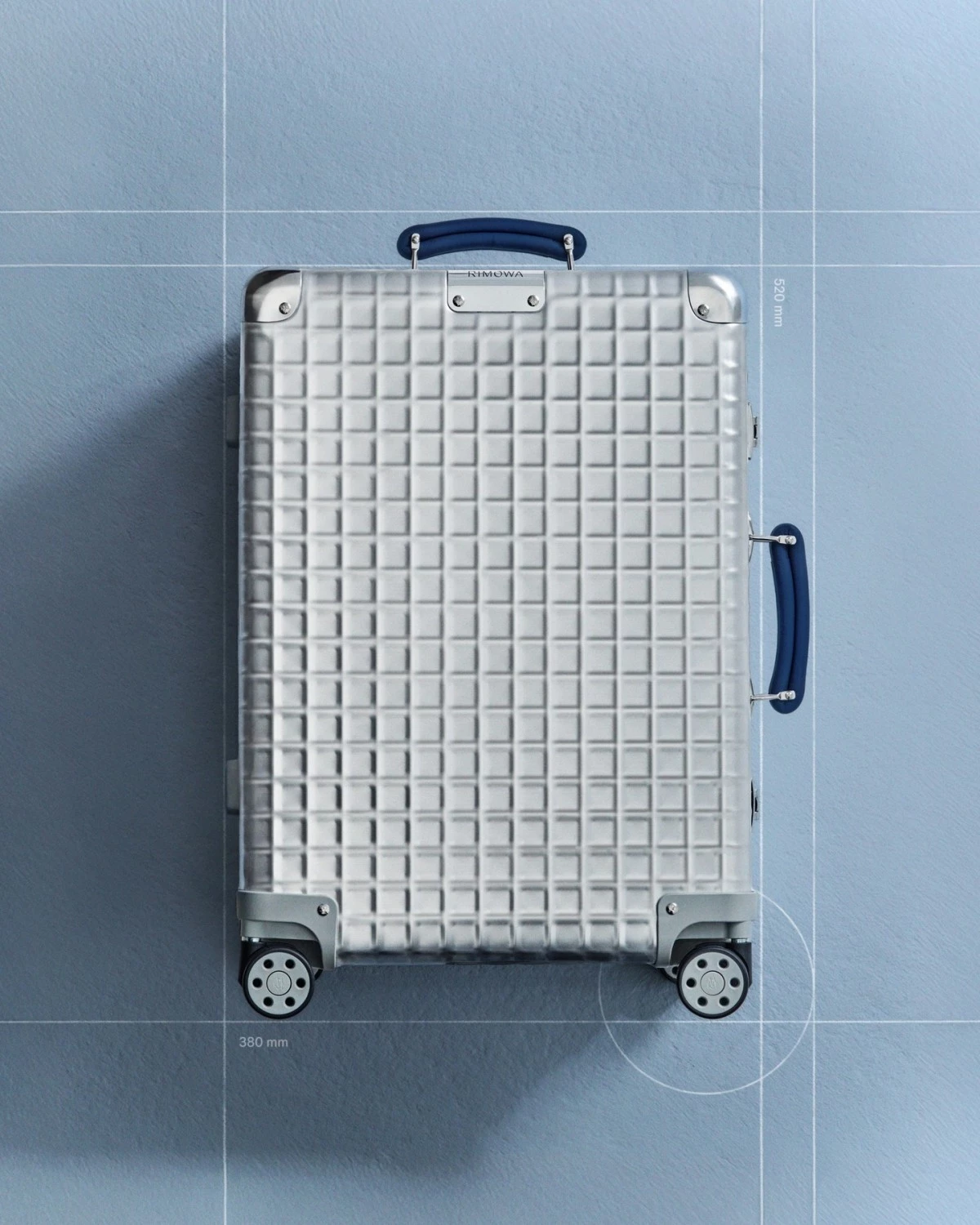 2026銀色登機箱推薦1:Rimowa Classic Aluminium Grid