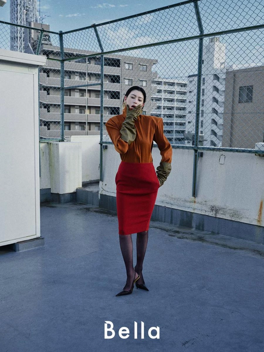 如果說到三吉彩花近年來最具代表性的作品,那肯定是Netflix的《今際之國的闖關者》。