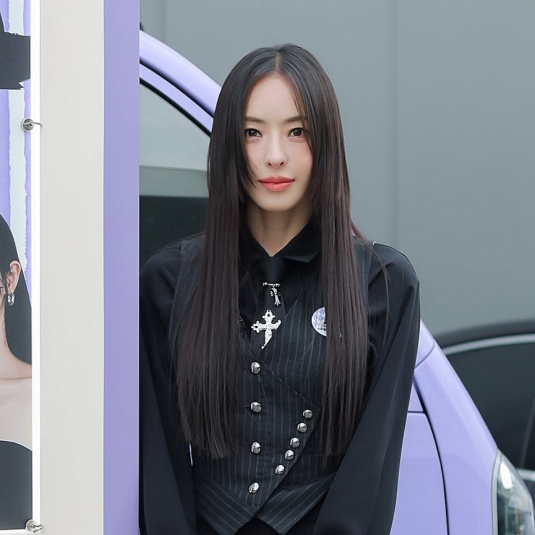 李多熙減齡中分髮型2：輕盈小顏層次剪