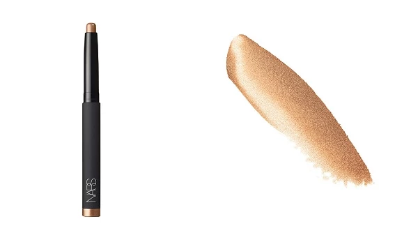 NARS 絲絨柔珠眼影筆,#Siros,1000元。