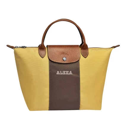 Longchamp Le Pliage® Personalized 經典尼龍摺疊包訂製，售價在NT$ 4,000元至7,100元不等。