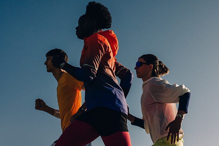 真正讓Fitness+成為「個人化健身夥伴」的是它與Apple Watch的深度連動。