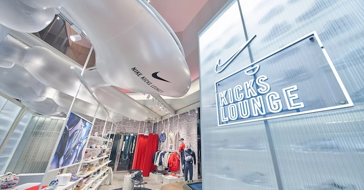把垃圾變建材?Nike新店面70%竟是用回收球鞋做成的!