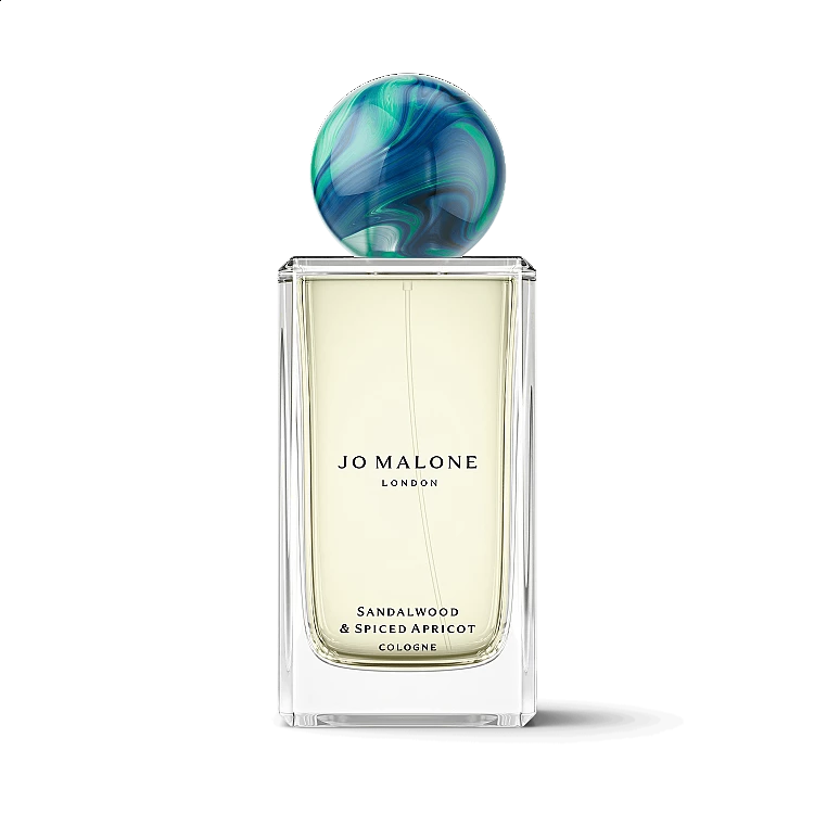 Jo Malone London 秋冬限定派對系列 檀香木與蜜漬杏桃香水,30ml,NTD3,050 / 50ml,NTD4,350 / 100ml,NTD6,100