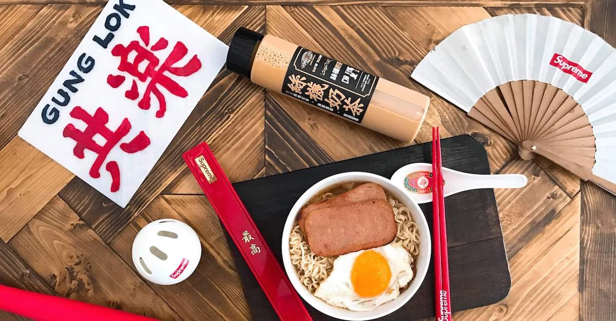 【城市尋味】早午餐也漂港味，「共楽」讓港式餐飲變潮了！