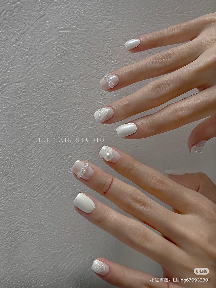 珍珠白光療美甲推薦4:優雅珍珠