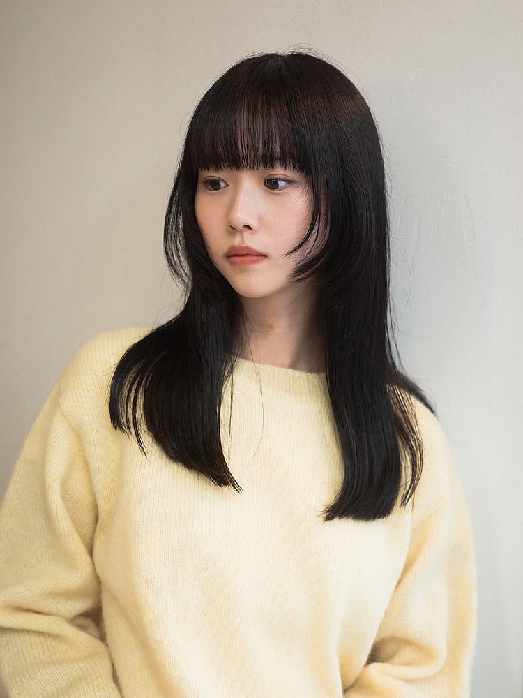 韓系中長髮推薦17：公主切齊瀏海