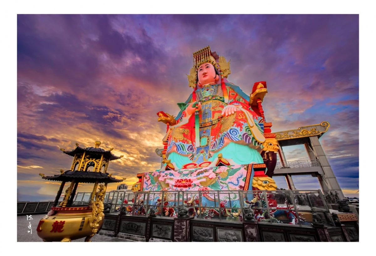 台灣特色媽祖地景3：苗栗竹南｜坐姿媽祖
