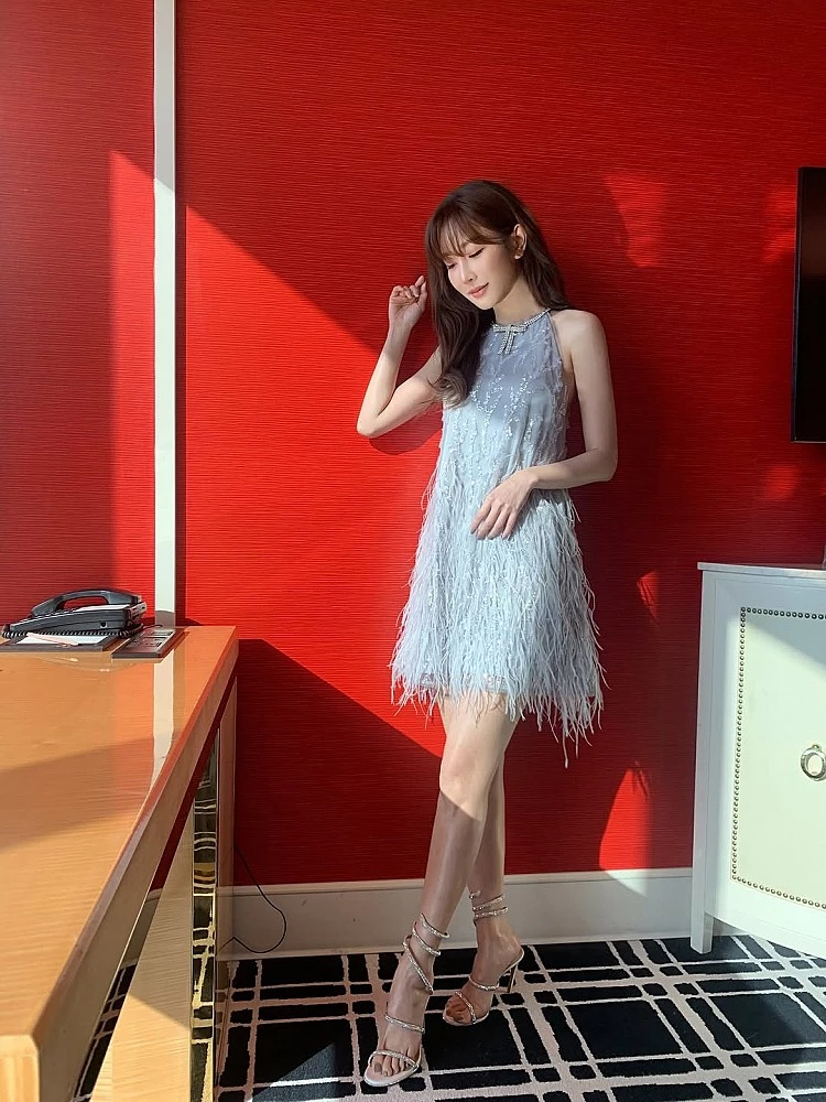曾莞婷身材管理秘訣4：按摩+抬腿