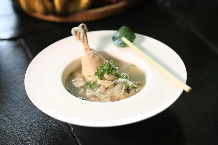 日常過敏食補活用「雞湯」