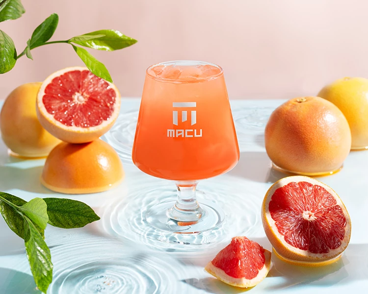 2025麻古茶坊熱門飲品Top6.柚香翡翠現榨葡萄柚原汁帶來最真實的果香與微酸果韻，入口立刻感受自然新鮮。