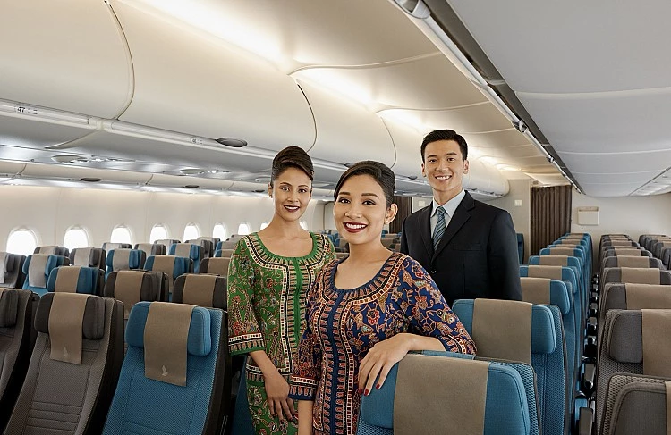 《Travel + Leisure》統整出2025最受歡迎的十大航空公司排行,今年依然由「新加坡航空」穩坐冠軍,以91.32分的高分拿下。