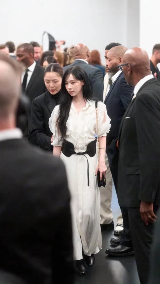 整體而言,2026 春夏系列是一次「延續」而非「轉向」。它不在於驚艷的戲劇性顛覆,而是回到 Ralph Lauren 一貫的核心敘事