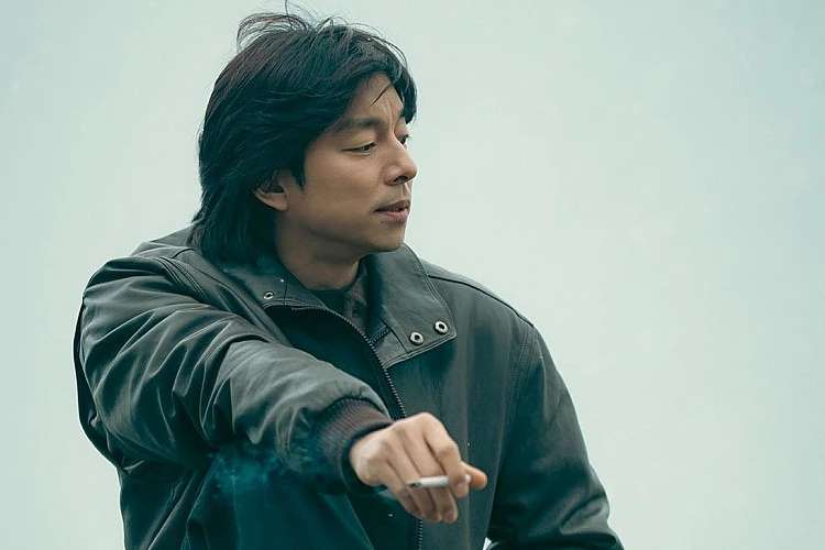 零負評男神孔劉,這次在《慢慢地,強烈地》則飾演一位從小與敏子一起整大的「東九」,即使經歷大風大浪,還是會努力地守護著敏子。