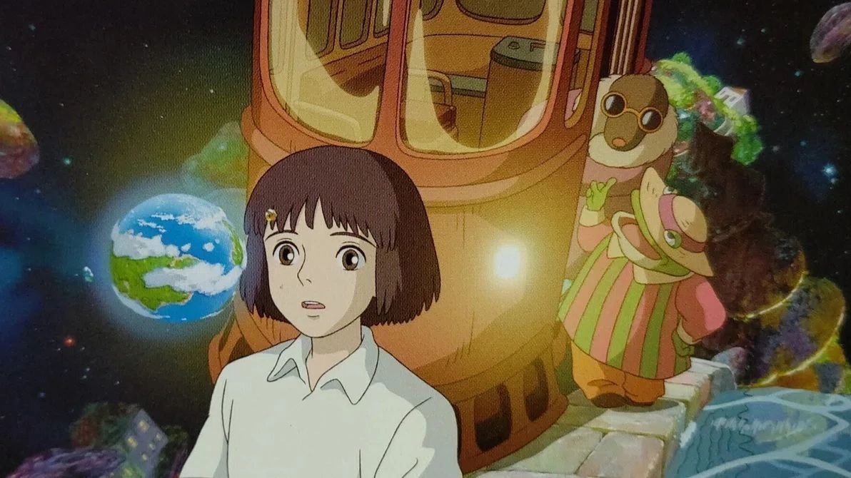 《買下星星的日子》之所以被譽為《霍爾的移動城堡》的前傳，不僅因為作品完成的時間序與相近的畫風（宮崎駿在完成《霍爾的移動城堡》後，隨即創作了《買下星星的日子》），動畫中的男孩形象也神似「霍爾」。此外，長期與宮崎駿合作的製作人鈴木敏夫也曾表示，《買下星星的日子》中蘊含著「霍爾」的童年意象，以及年輕時期的「荒野女巫」。