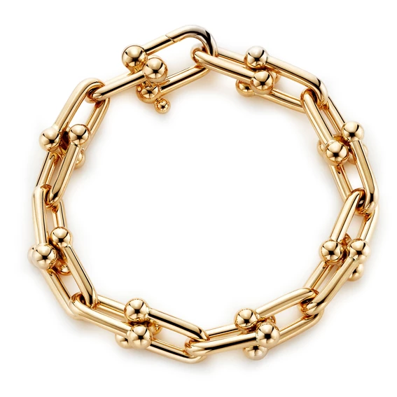 Tiffany Hard Wear系列，鏈結設計18K金項鍊，363,000元。