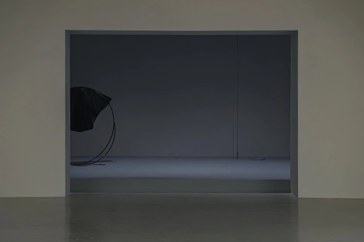 徐瑞謙在北美館展出《不發音字母—翻閱165頁厚度》