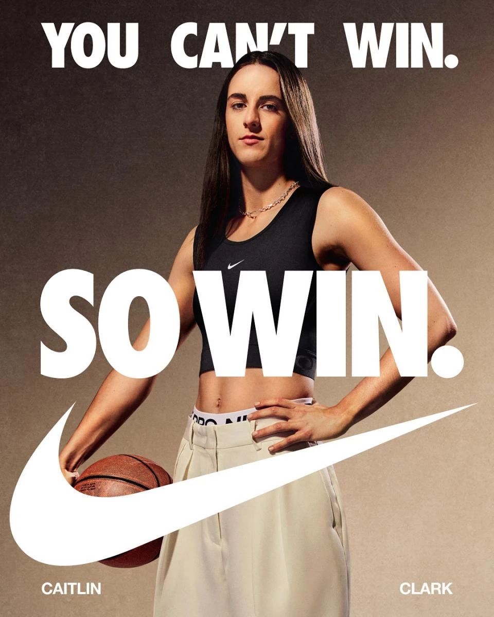 今年2月,正值美式足球年度盛事「超級盃」之際,Nike 推出新廣告 “So Win”,邀請多位女性運動員如阿賈·威爾遜(A’ja Wilson)、朱朱·沃特金斯(JuJu Watkins)、凱特琳·克拉克(Caitlin Clark)參與。