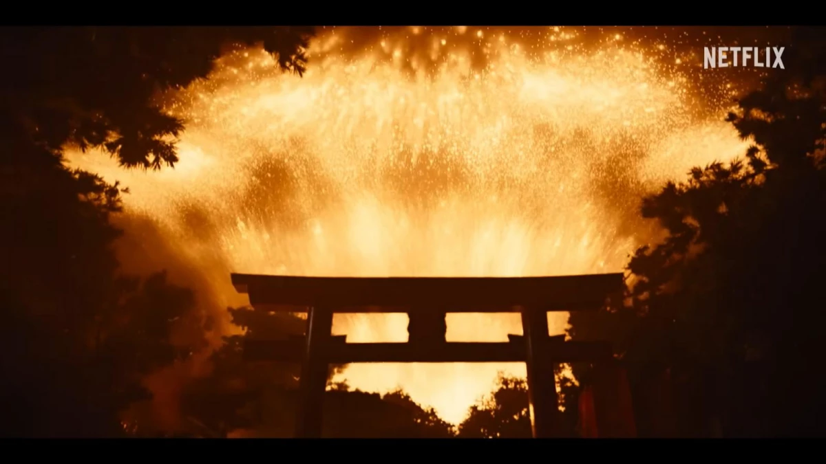 空中成千上萬火箭齊發的畫面,來自原作首個登場的「神籤」遊戲