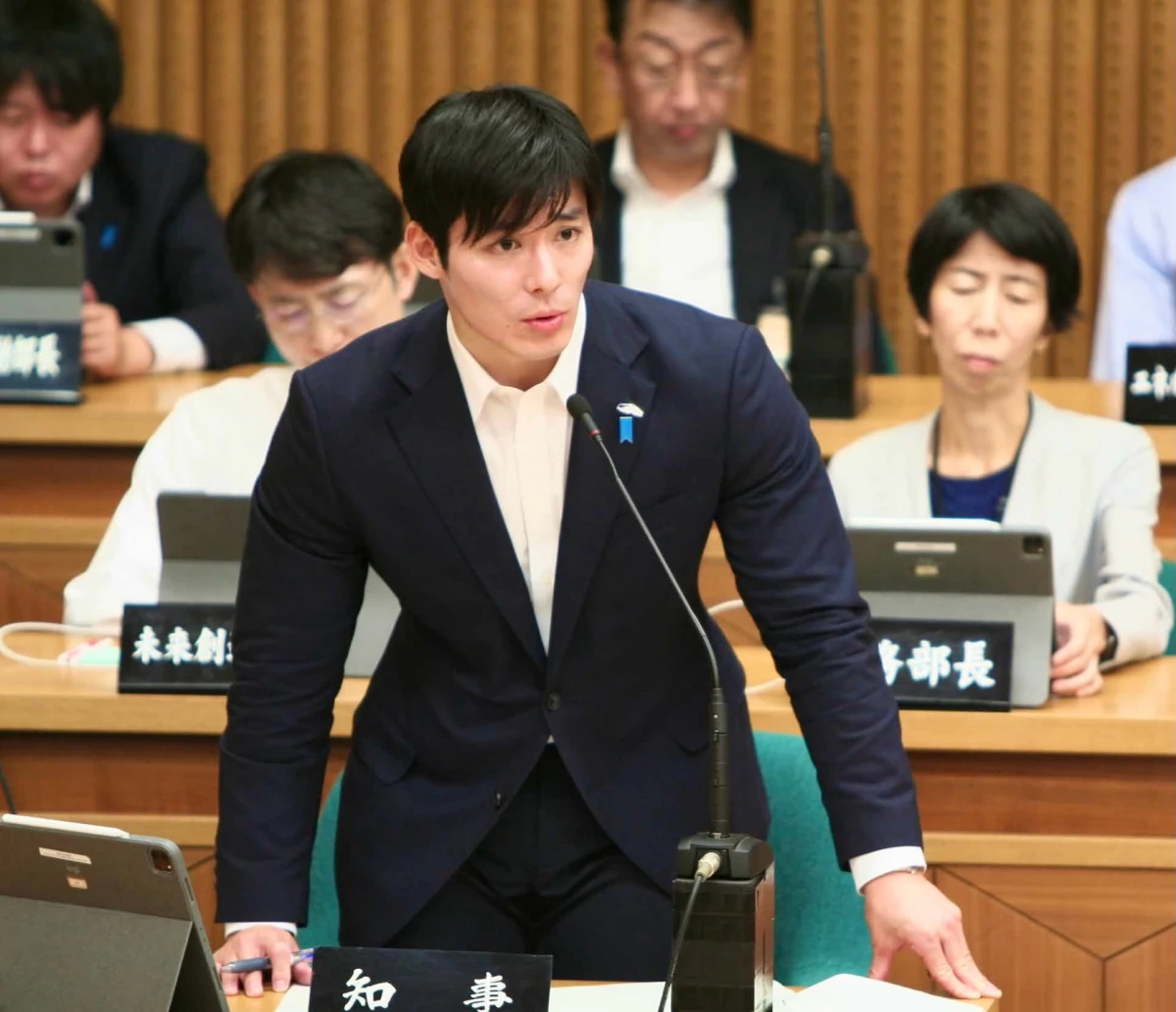 日本最帥知事石田嵩人3:第一次參選就當知事