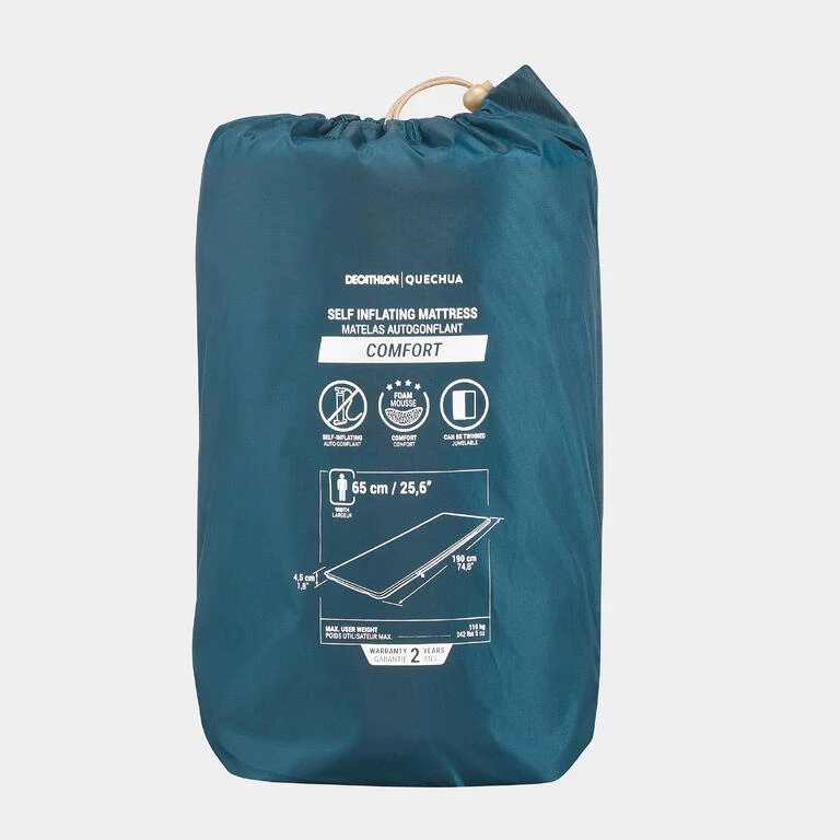 露營類商品中銷量最佳的是「單人自動充氣露營睡墊 COMFORT」。此款睡墊寬 65 公分,厚實且可自動充氣,表面平坦防滑,亦可與其他睡墊併接使用,提供優異的露營睡眠舒適度。定價:NTD 1,499。