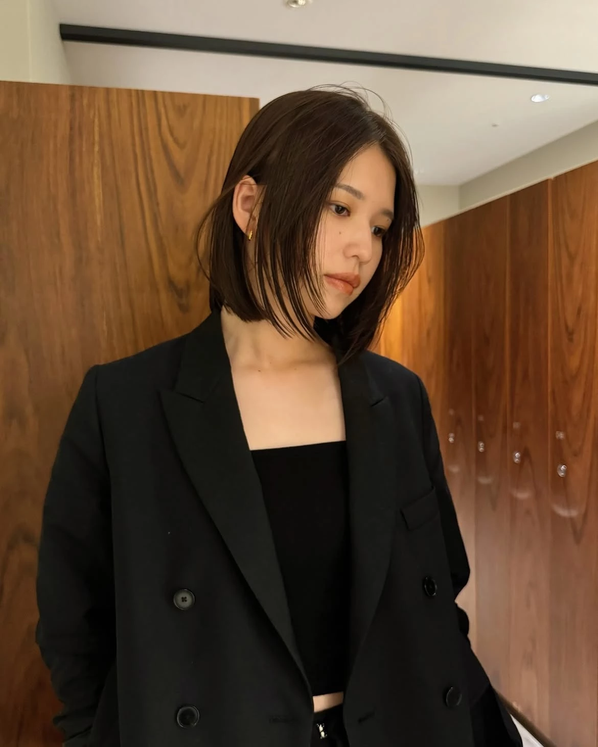 中分鮑伯短髮造型推薦2:輕盈小顏層次剪 