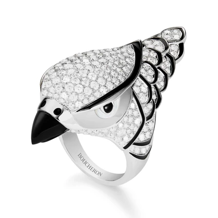 「Animaux」(動物)系列,Faucon 鑲嵌鑽石獵鷹造型戒指,1,950,000元。