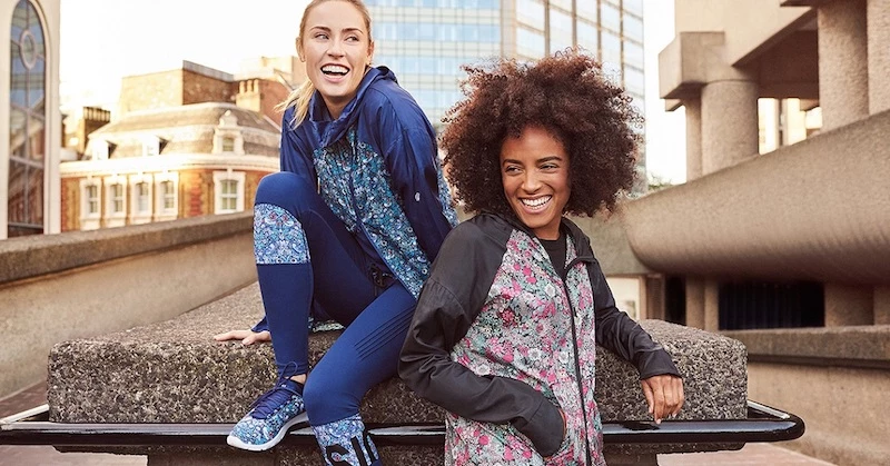 日英混血!日本品牌 ASICS 與英國百年印花之最 LIBERTY 推出訓練系列!