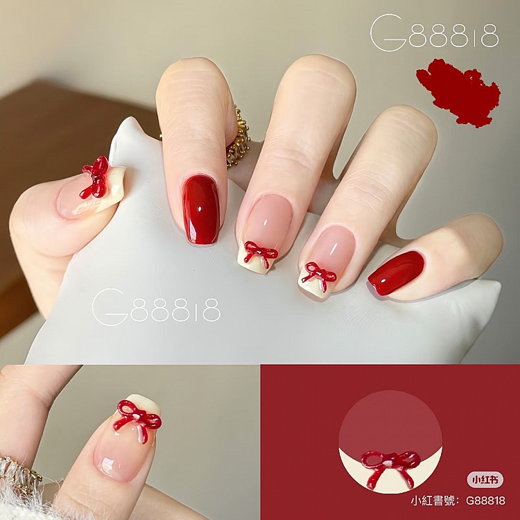 聖誕紅美甲推薦6：紅白蝴蝶結