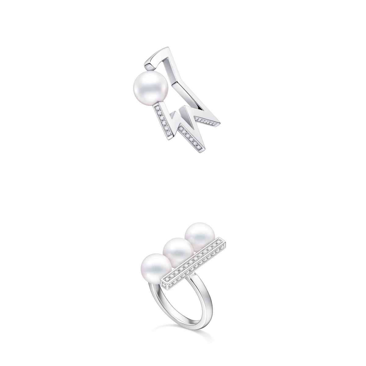 (上圖)TASAKI comet plus neo diamonds pave 阿古屋珍珠與18K白金耳骨夾,價格 NTD 111,000;(下圖)TASAKI balance plus neo diamonds pave 阿古屋珍珠與18K白金鑽石戒指,NTD 200,000。