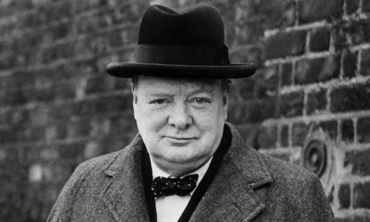 最黑暗的時刻，正史中的英國首相溫斯頓邱吉爾