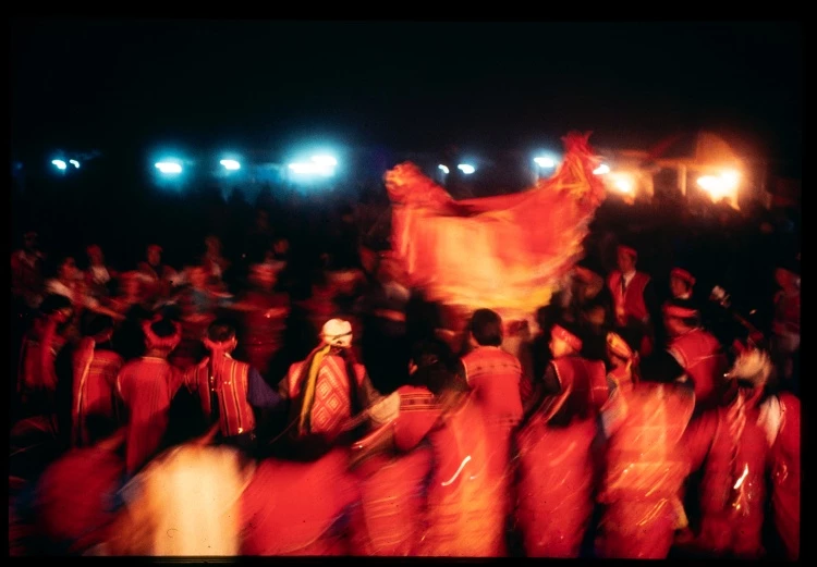 林柏樑_〈矮靈祭(娛靈之夜,賽夏人與矮靈共歡)〉_1987_北師美術館提供