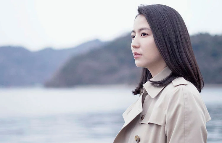 愛上謊言的女人
