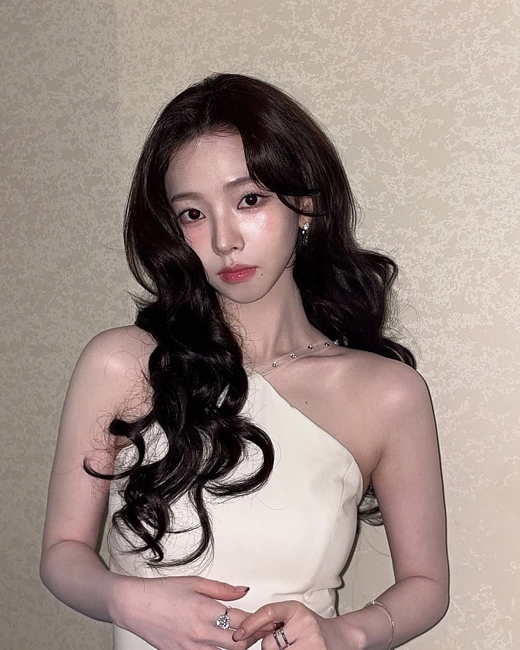 接棒Jennie！Karina成為Chanel美妝與香氛大使