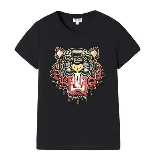 黑色虎頭短T,4,800元。