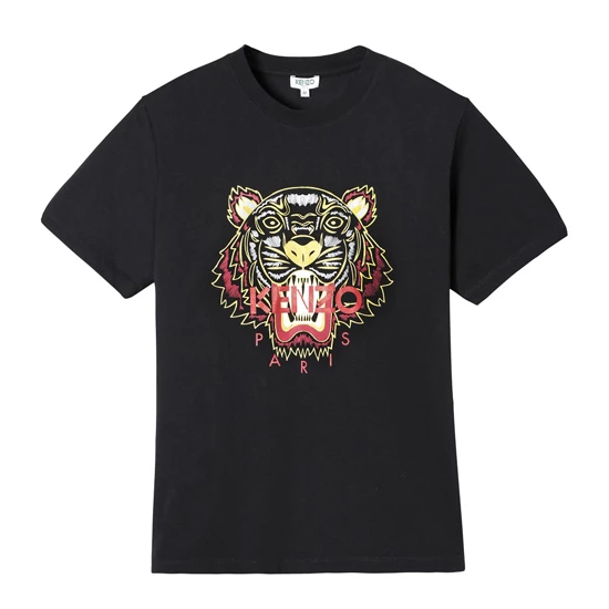 黑色虎頭短T，4,800元。