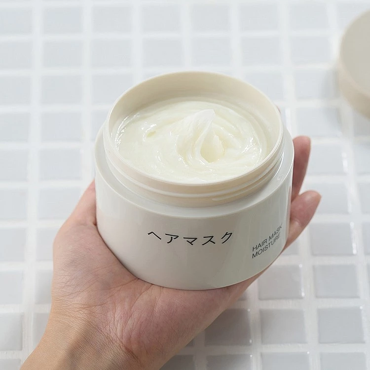 「深層修護髮膜」就像是一場給髮絲的療癒SPA，融合3種發酵液與植物性蛋白質