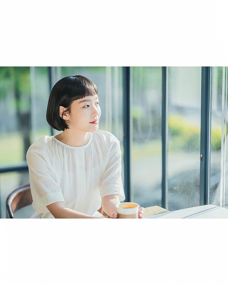 金高銀短髮造型推薦6：眉上瀏海學生頭