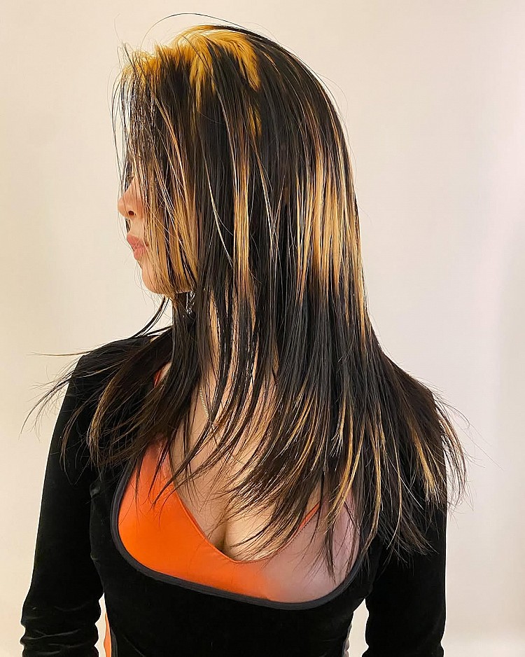 木紋染髮型推薦1：直長髮