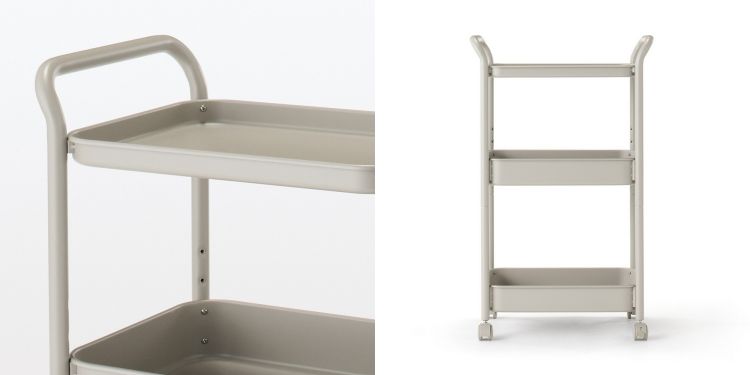 這款鋼製推車推出後就受到不少家庭青睞，俐落的鋼管結構搭配托盤設計，外型簡潔卻相當實用。