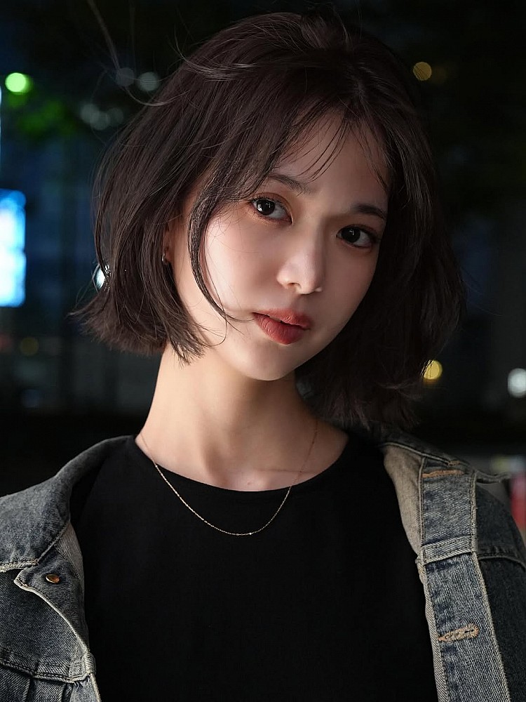 法式瀏海髮型推薦19：氣墊燙短髮