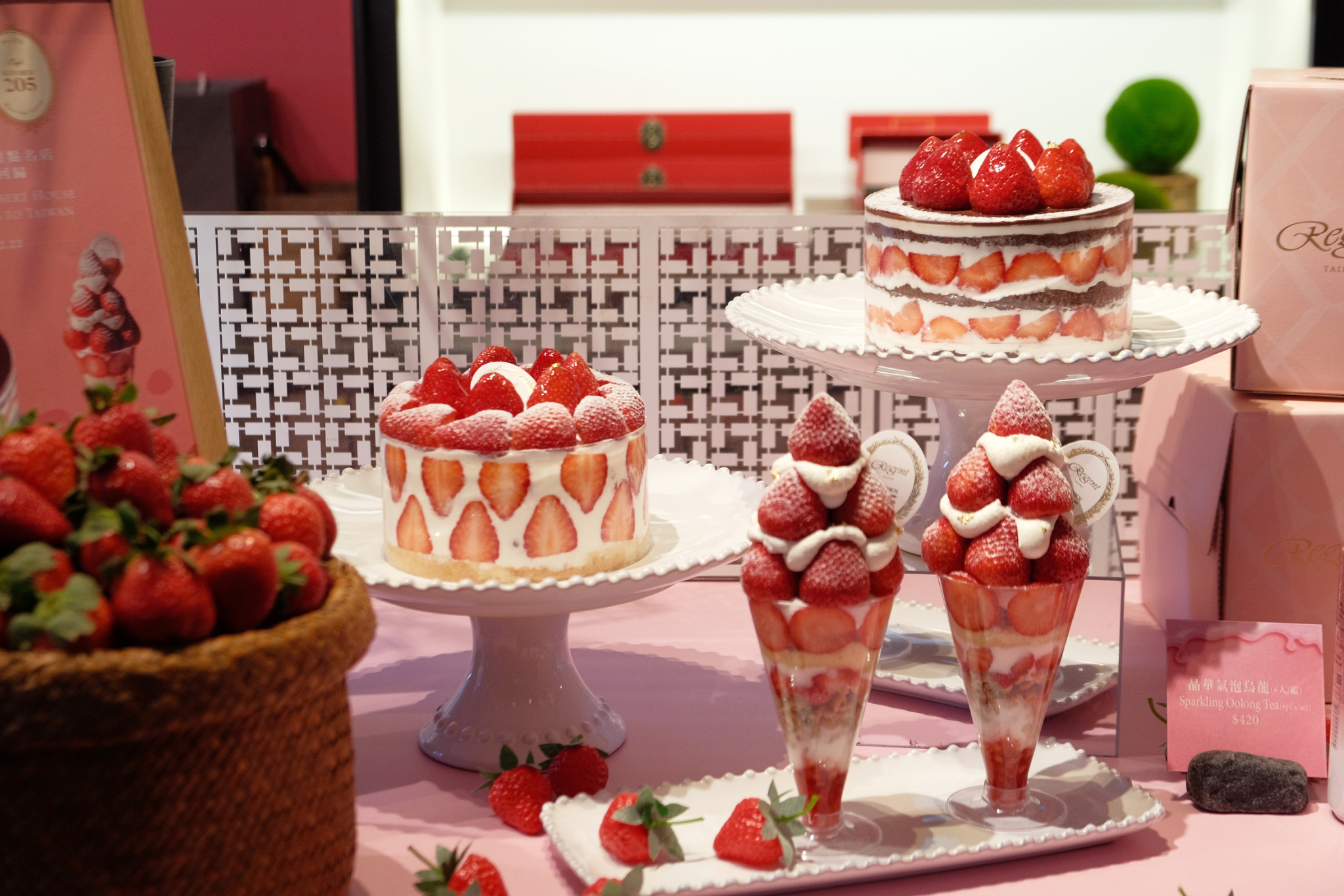 許多品牌拓展海外市場時會調整口味以迎合當地，但李載勳並不這麼做。