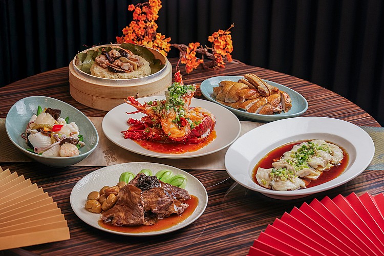 每到年節，台北君悅酒店最搶手的，向來不是花俏噱頭，而是真的來自餐廳內場的熱菜桌宴。