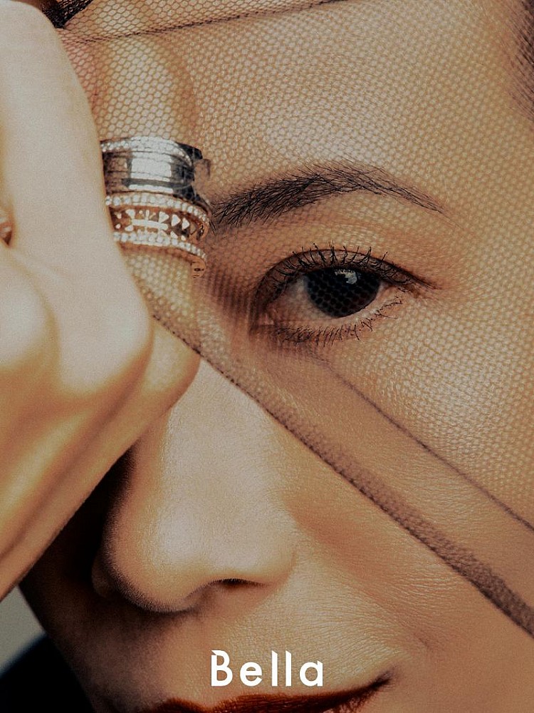 Karen 說：「我一直很相信一句話：Love what you do, do what you love（愛你所做，做你所愛）。從小，我在充滿愛的環境長大，可以追求自己的夢想並且實現，是人生最大的幸福。現在的我很快樂、很感激，真的很幸運。」  莫文蔚稱自己是幸運的人，但她的幸運，多半源於無止盡地努力。她的作品之所以能在許多人心中，占據如此重要的份量。或許是，因為她從不精算著，做什麼事情一定會有得到什麼結果，而是問自己：還有沒有成長和進步的空間？