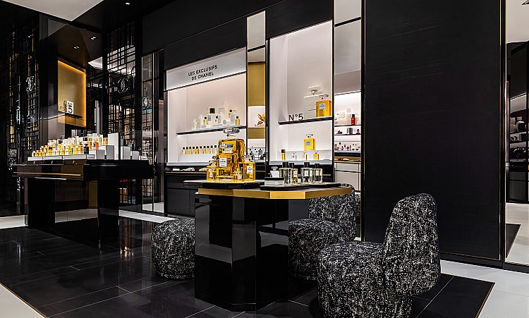 繼巴黎帕西區(PASSY)的化妝品精品店 (Maison de Beauté)後,台灣也首度迎來首間「精品美妝概念店」