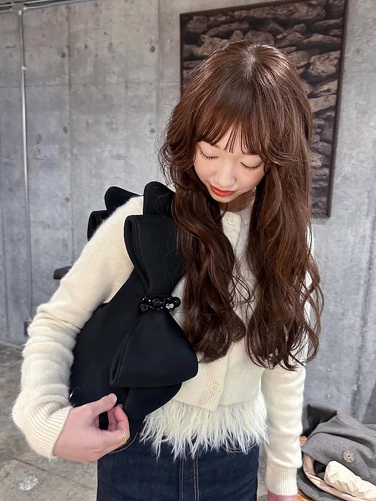 深棕色髮型推薦1：麥穗捲