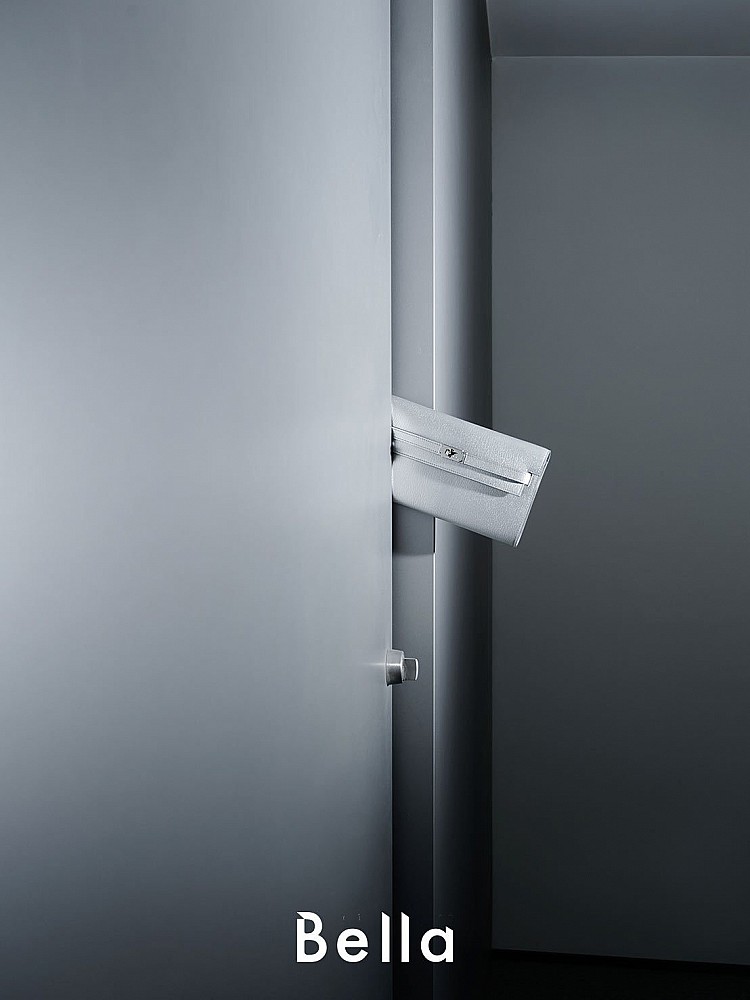 風水觀點認為，一個錢包的財運週期約為3年。即使沒有破損，超過3年仍可能代表財氣耗盡，難再聚財。想轉運，最簡單的方法就是換新錢包，並先放入幾張大面額鈔票「養財氣」。