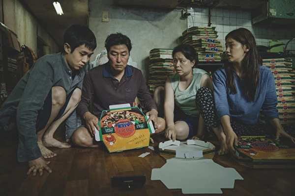 奉俊昊的《寄生上流》不僅風靡全球，更改寫非英語片在主流影壇的地位。