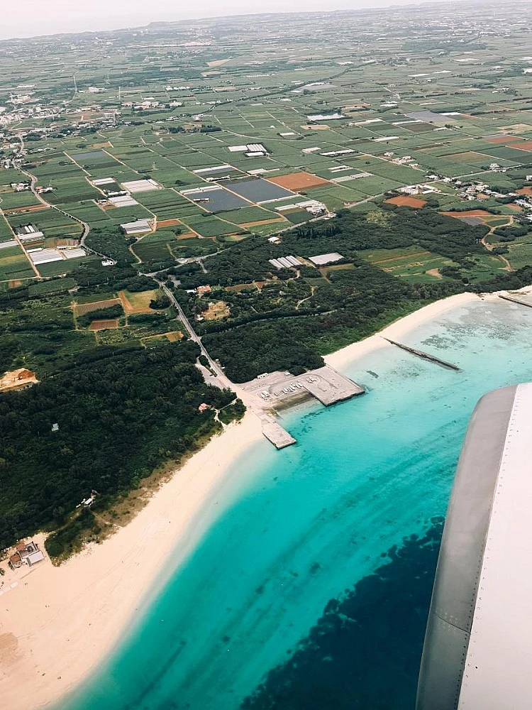 今年8月首度開航台北—宮古島下地島機場後,憑藉約1.5小時的短航程,加上宮古島標誌性的細白沙灘與通透海色,迅速成為台灣旅客的度假新寵。